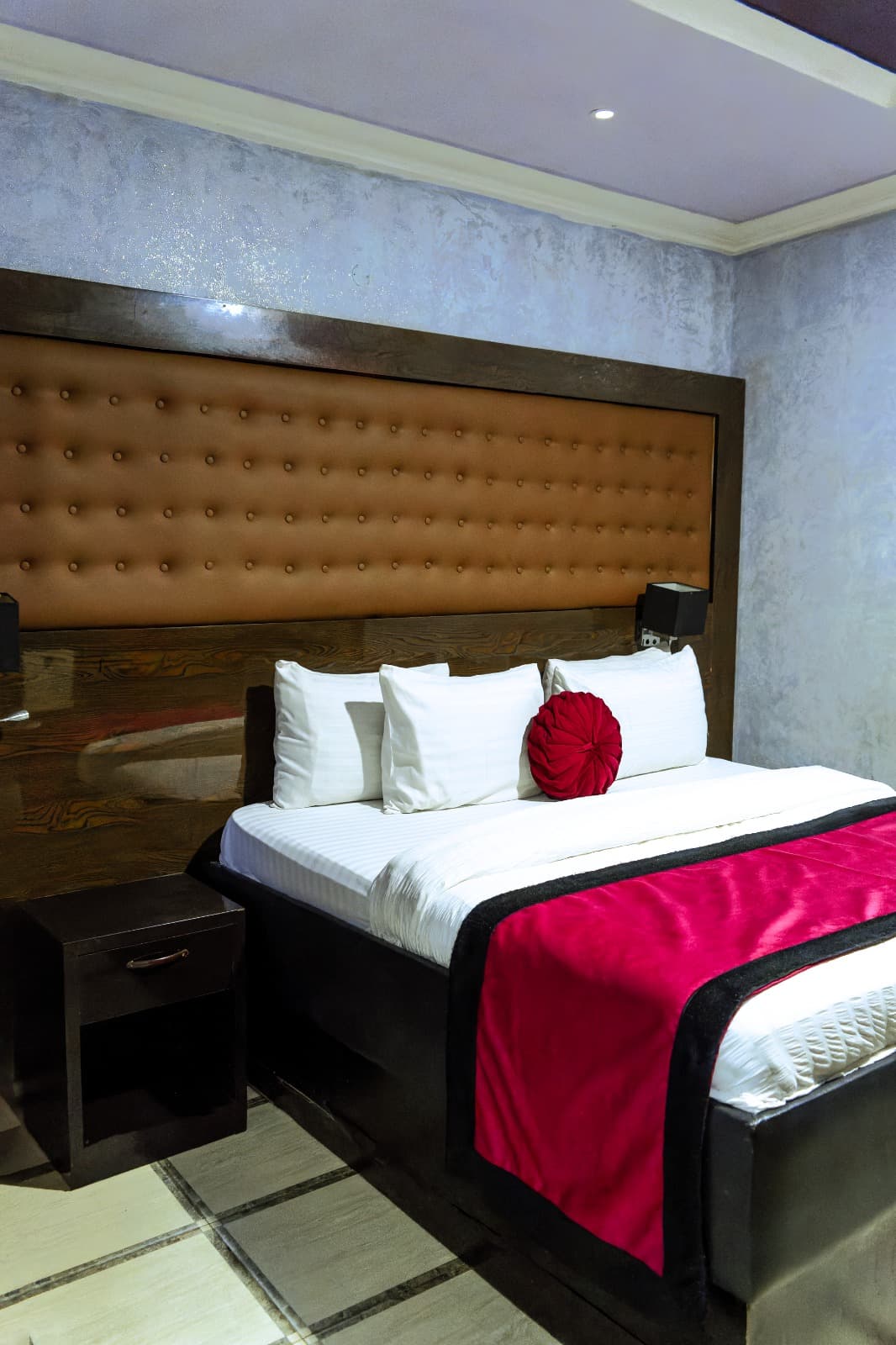 Executive Room image 1